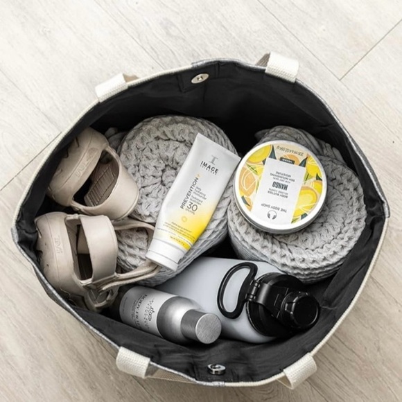 Large Capacity Summer Beach Tote - Picture 4 of 7